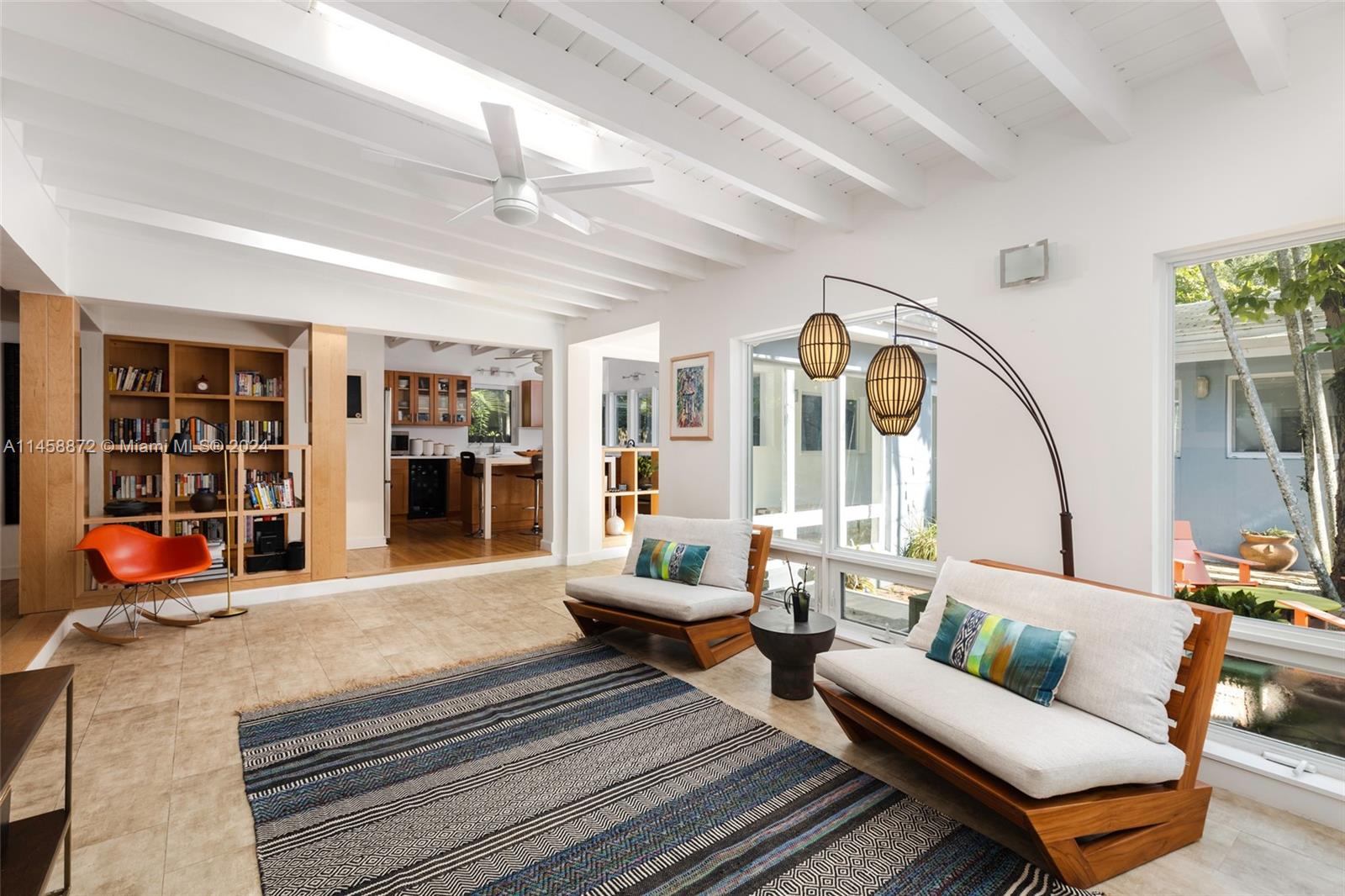 SUNSHINE VISTAS - Residential