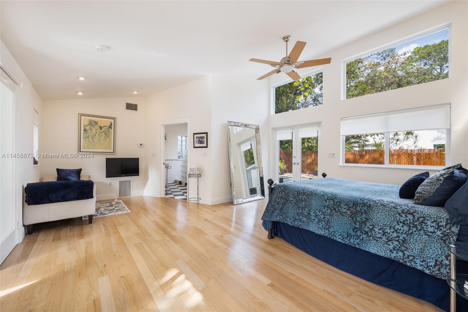 SUNSHINE VISTAS - Residential