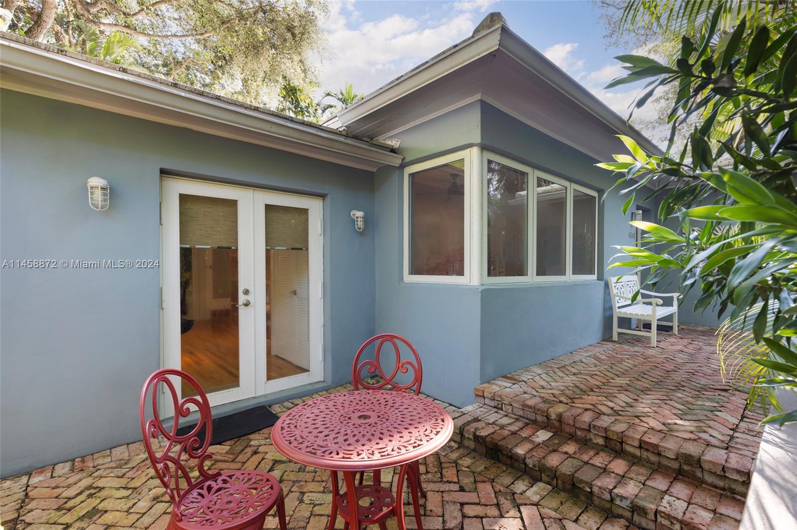 SUNSHINE VISTAS - Residential