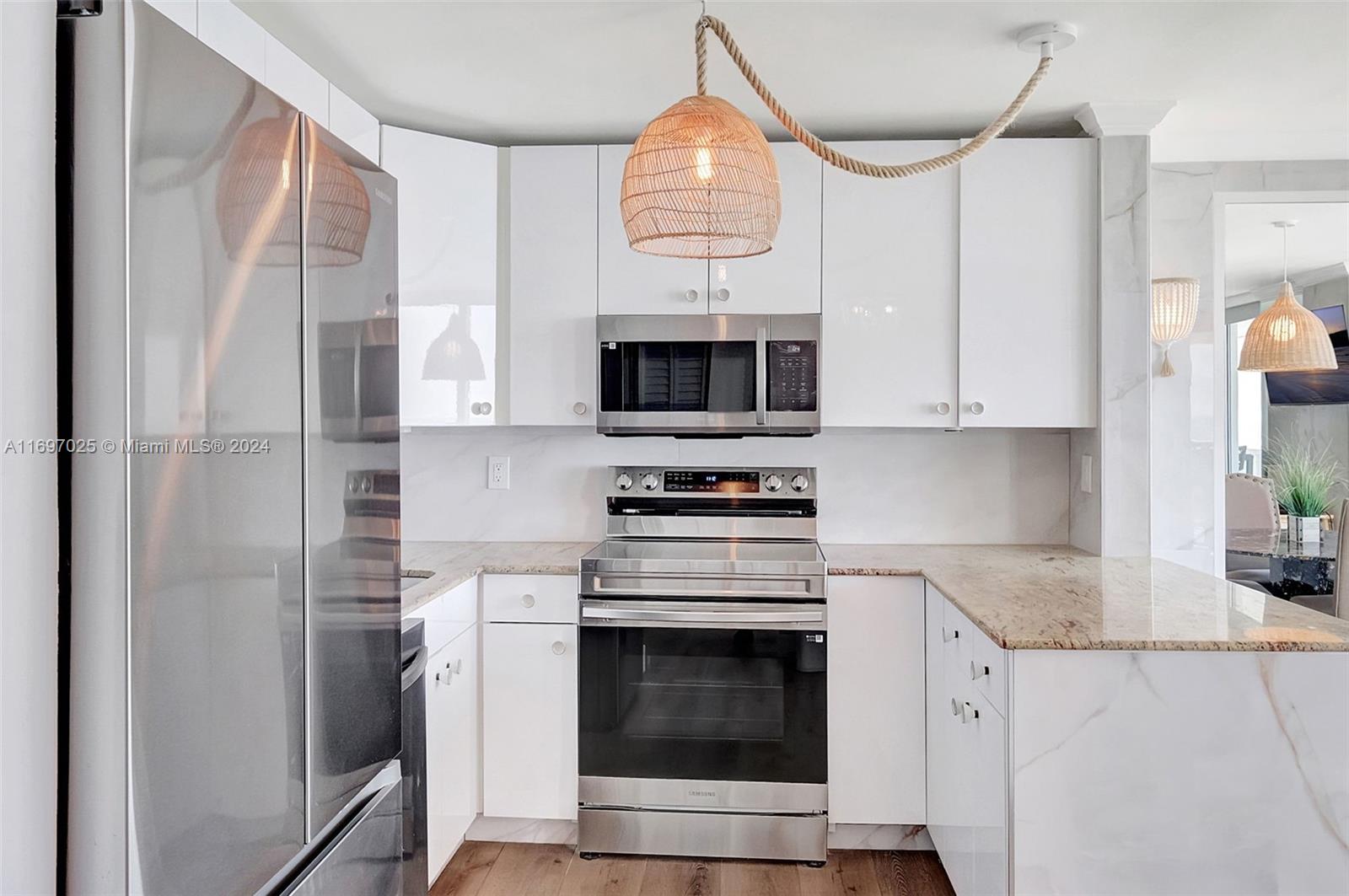 THE RIVIERA CONDO - Residential Lease