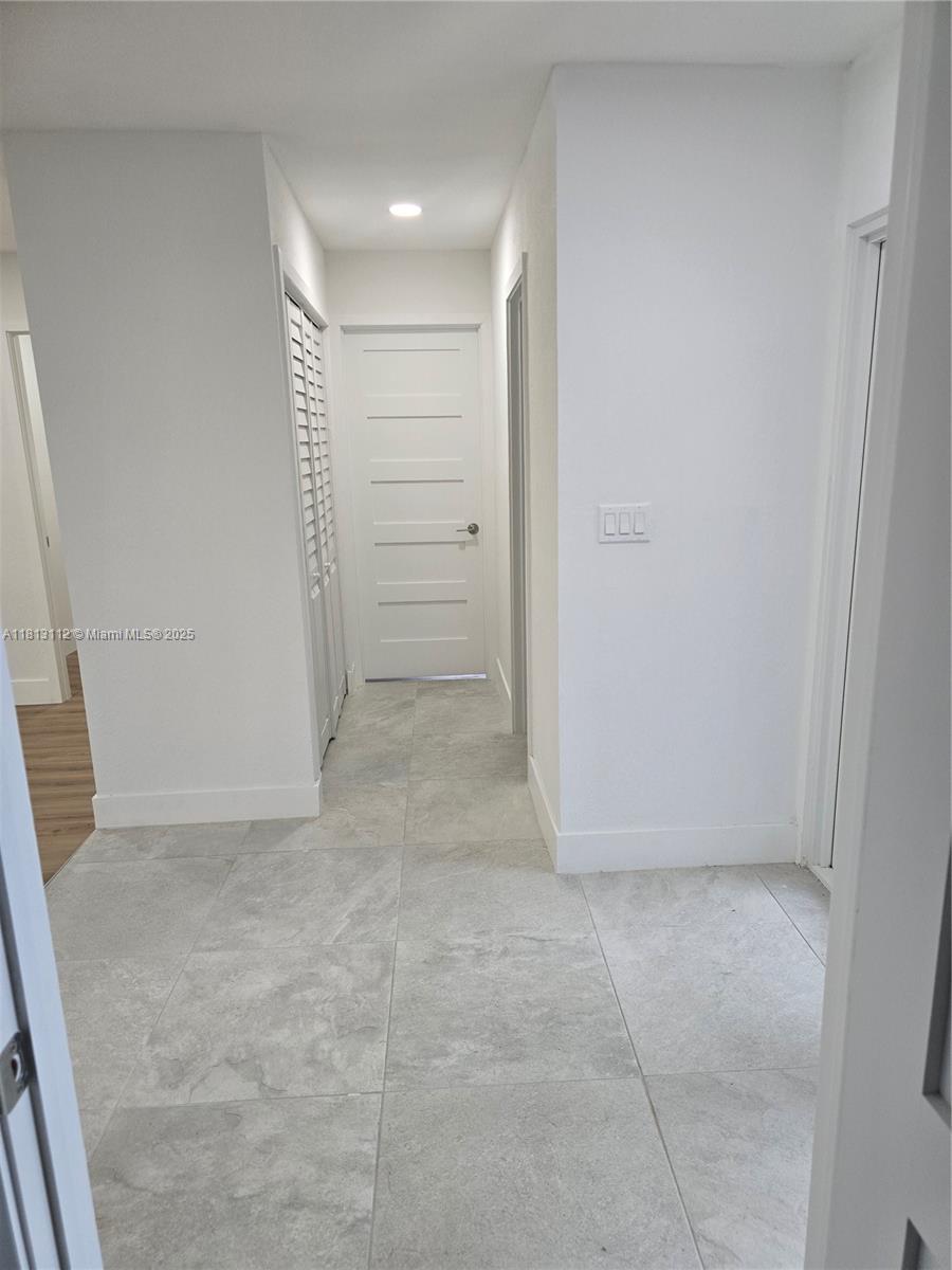 PORT LABELLE UNIT 5 - Residential