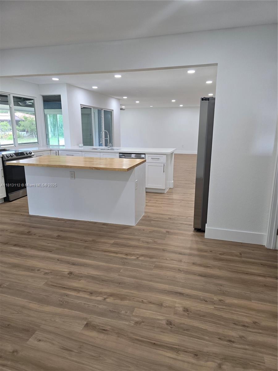 PORT LABELLE UNIT 5 - Residential