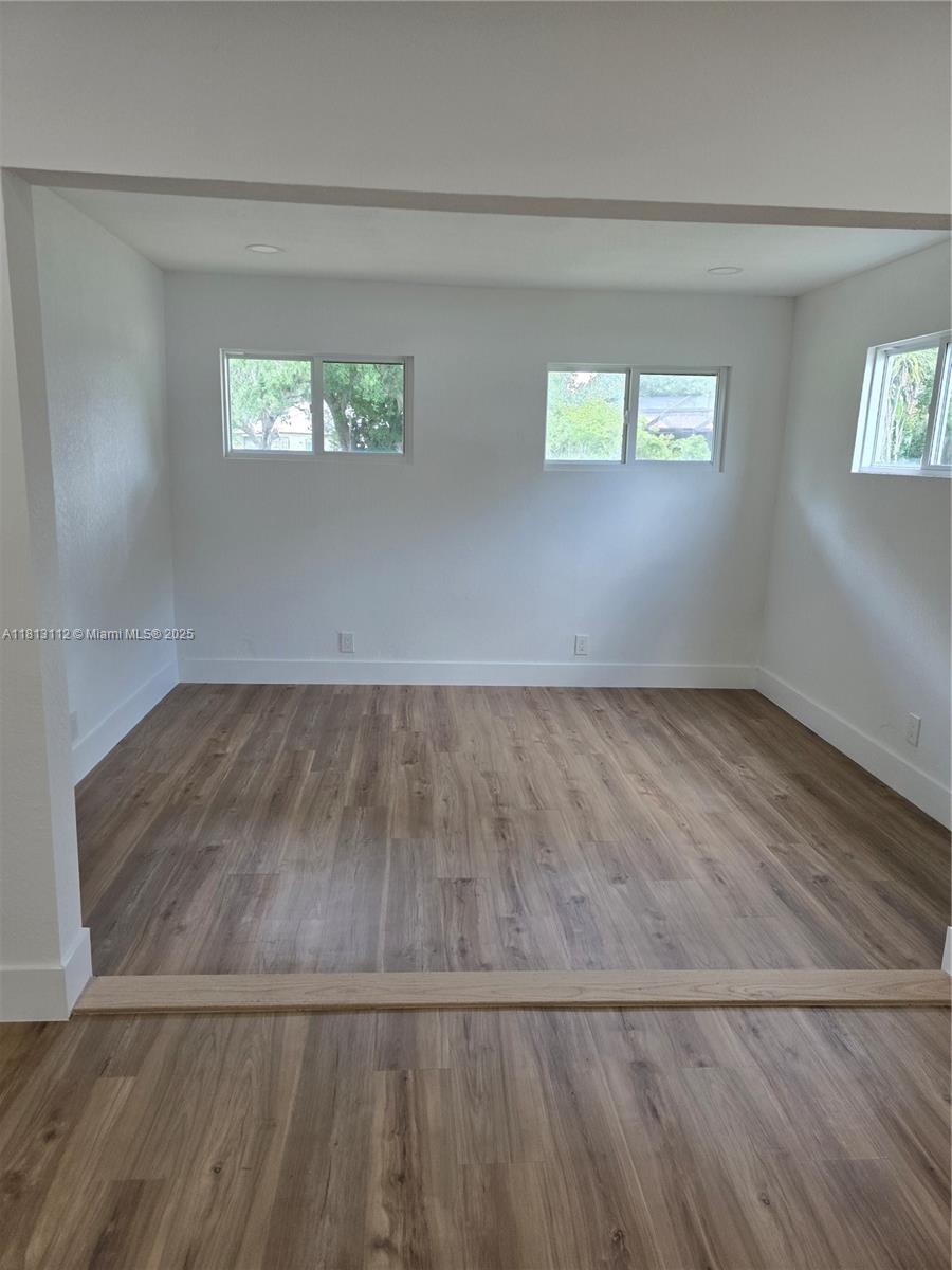 PORT LABELLE UNIT 5 - Residential