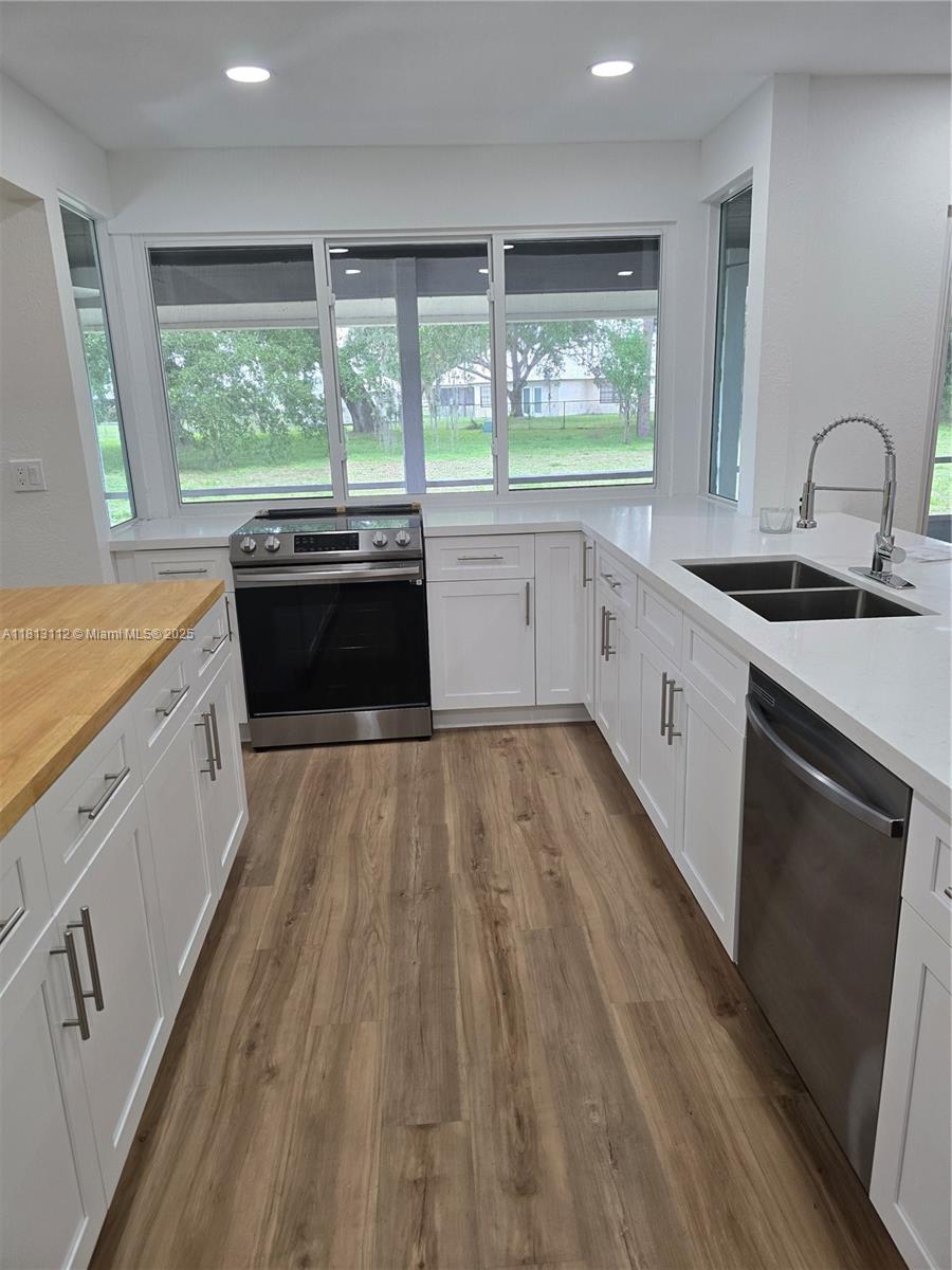 PORT LABELLE UNIT 5 - Residential