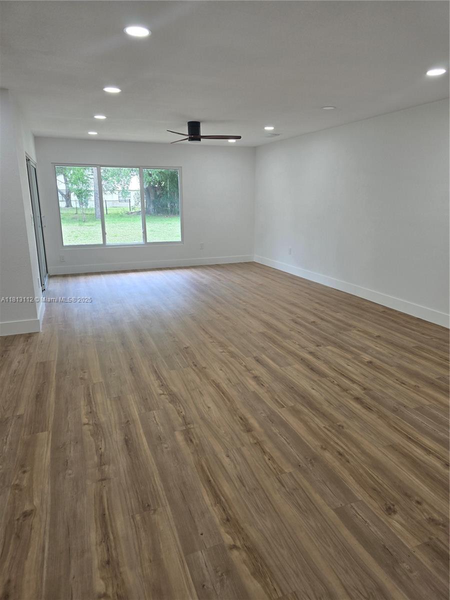 PORT LABELLE UNIT 5 - Residential