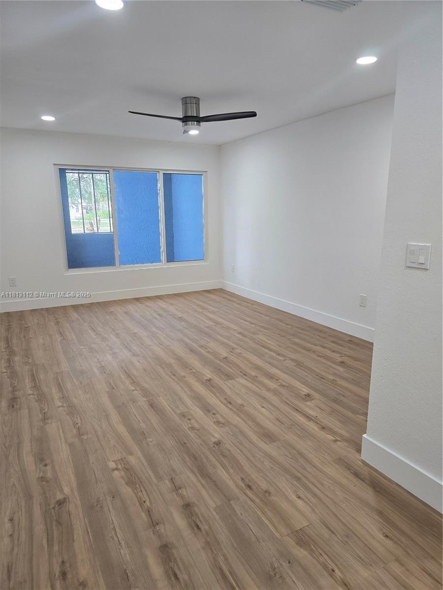 PORT LABELLE UNIT 5 - Residential