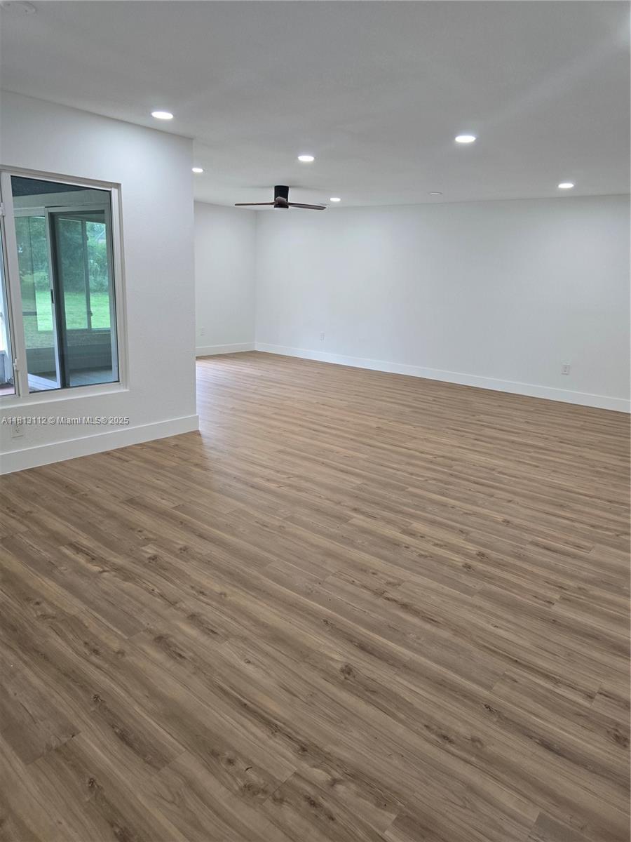 PORT LABELLE UNIT 5 - Residential