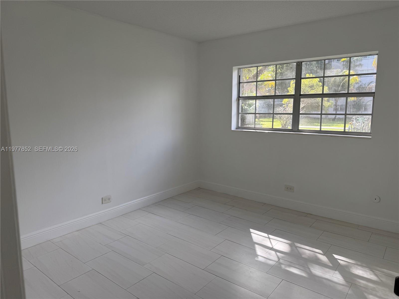 GRANDA DADELAND CONDO - Residential Lease