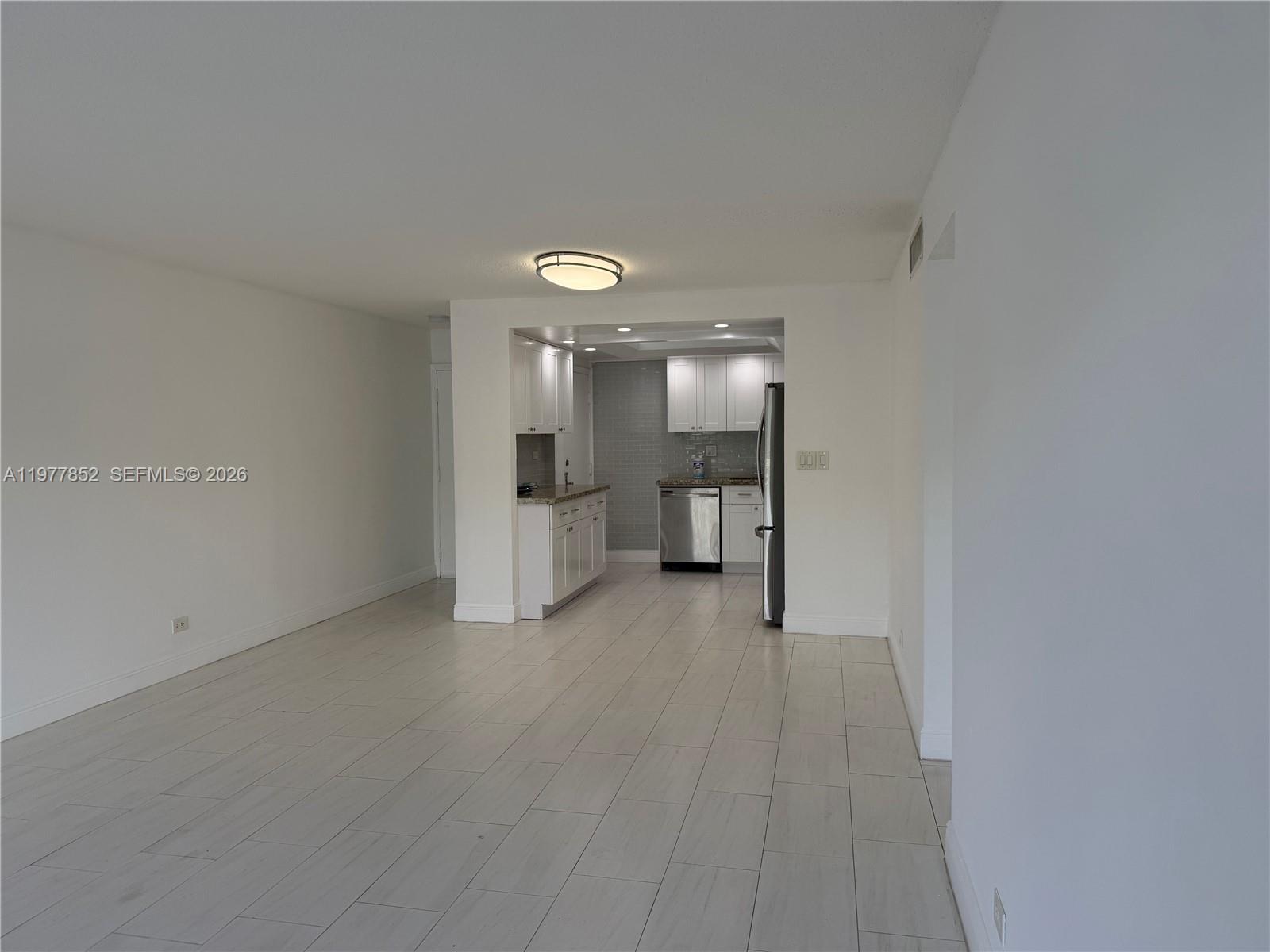 GRANDA DADELAND CONDO - Residential Lease