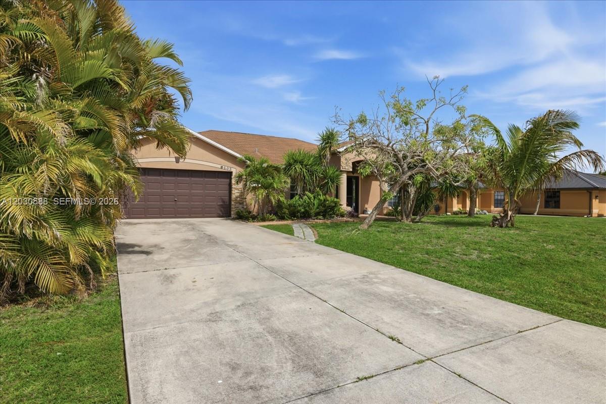 403 SW 28th PL