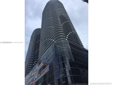 55 SW 9th St 3409 Miami FL 33130