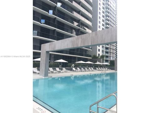 55 SW 9th St 3409 Miami FL 33130