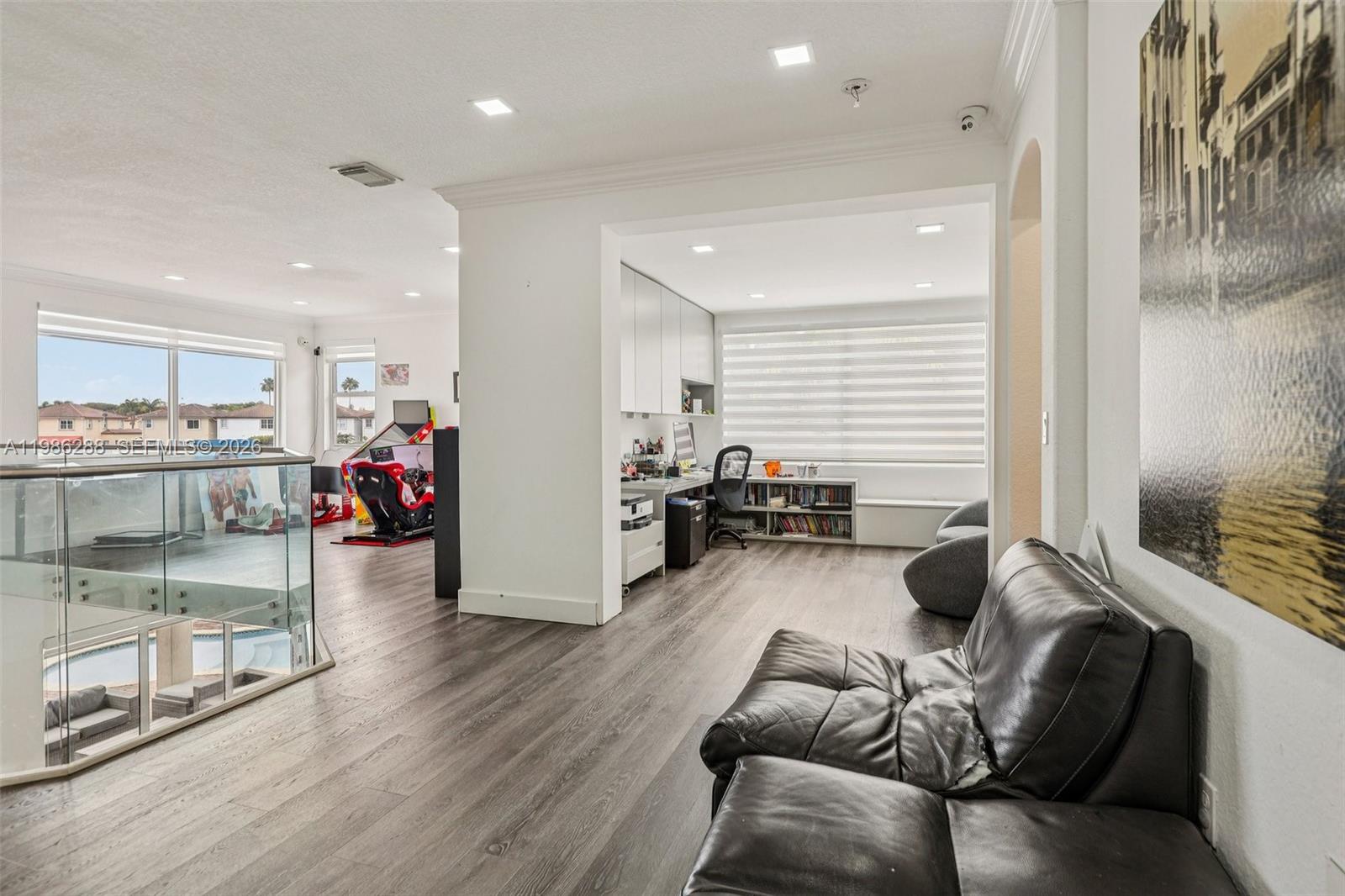 DORAL ISLES NORTH SEC ONE - Residential