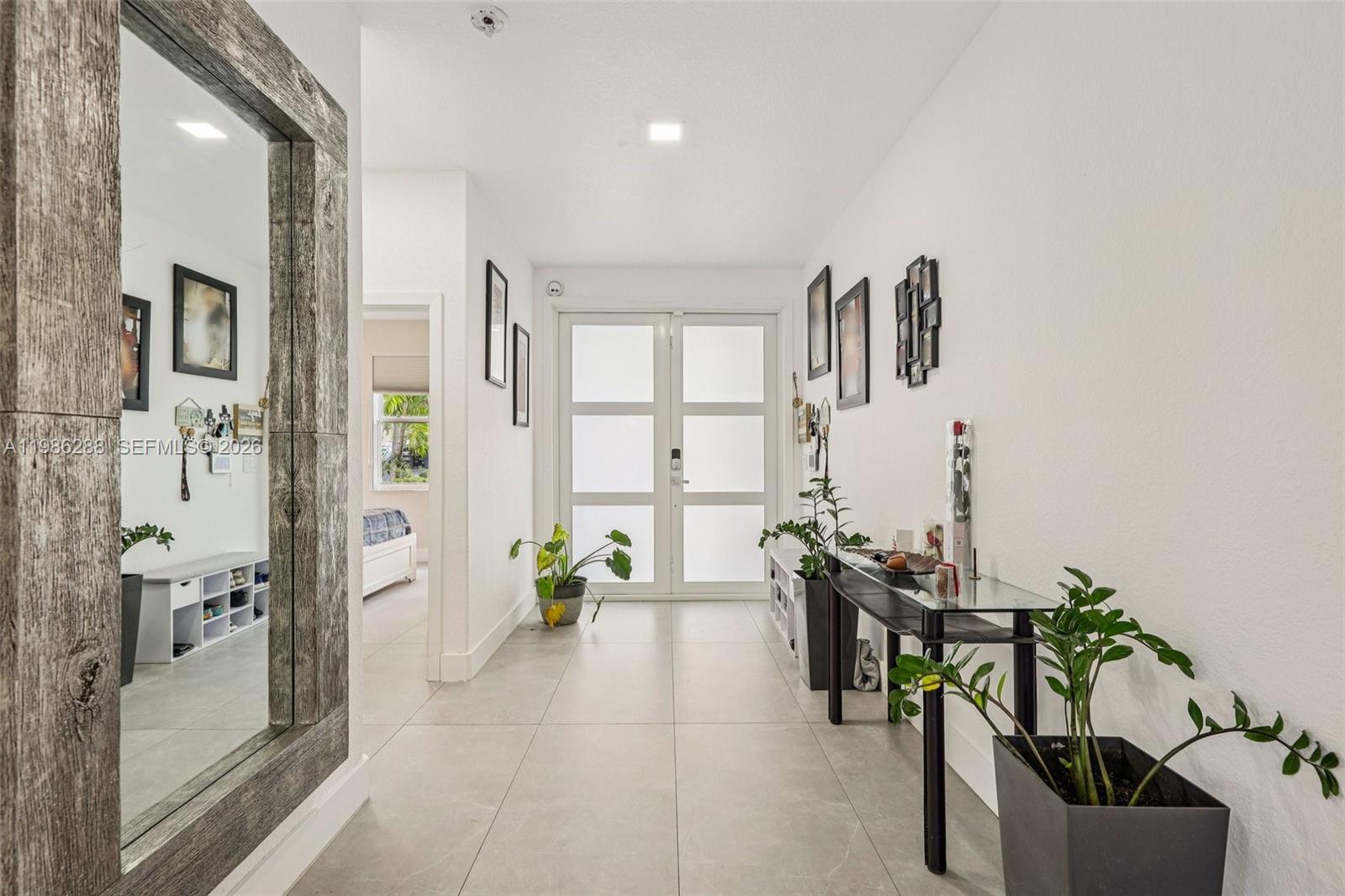 DORAL ISLES NORTH SEC ONE - Residential