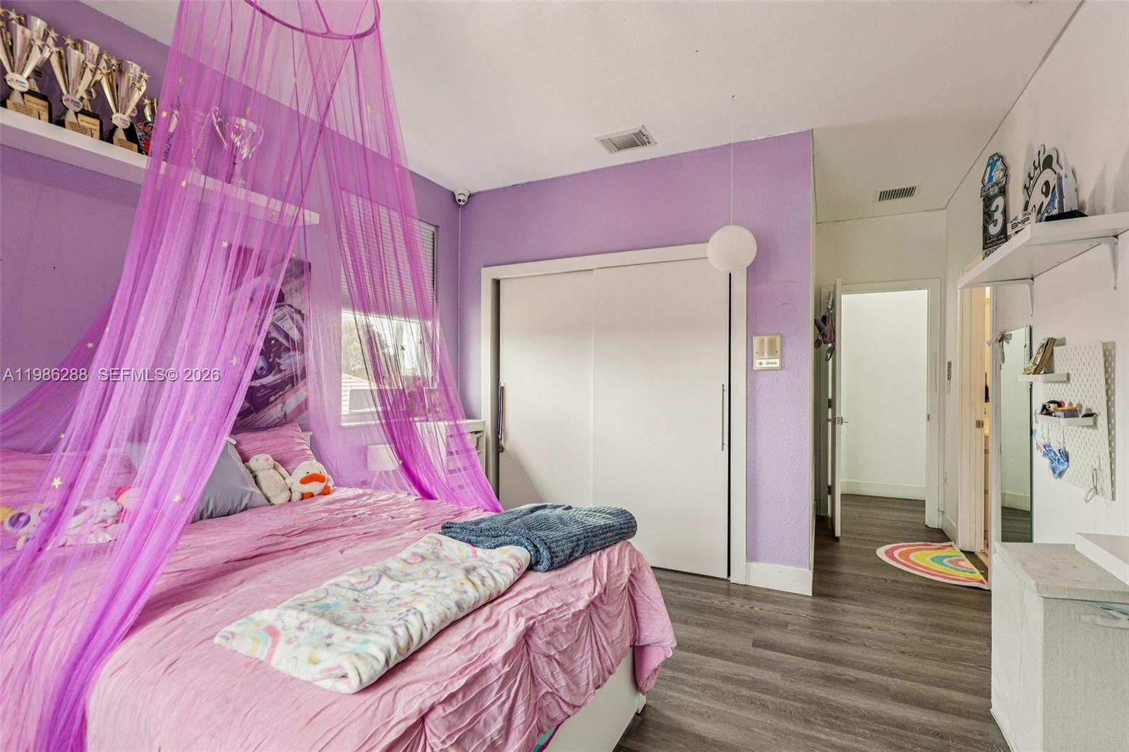 DORAL ISLES NORTH SEC ONE - Residential