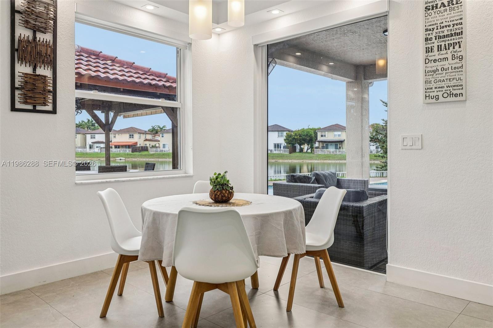 DORAL ISLES NORTH SEC ONE - Residential