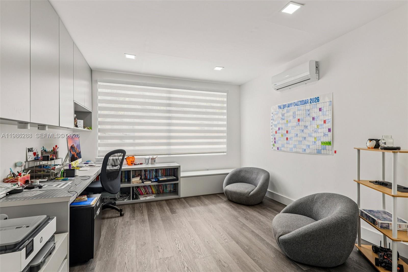 DORAL ISLES NORTH SEC ONE - Residential