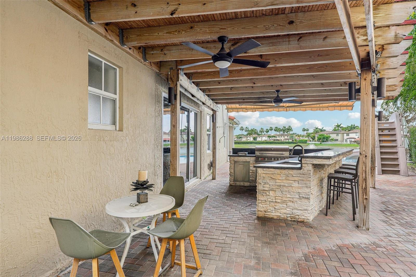 DORAL ISLES NORTH SEC ONE - Residential