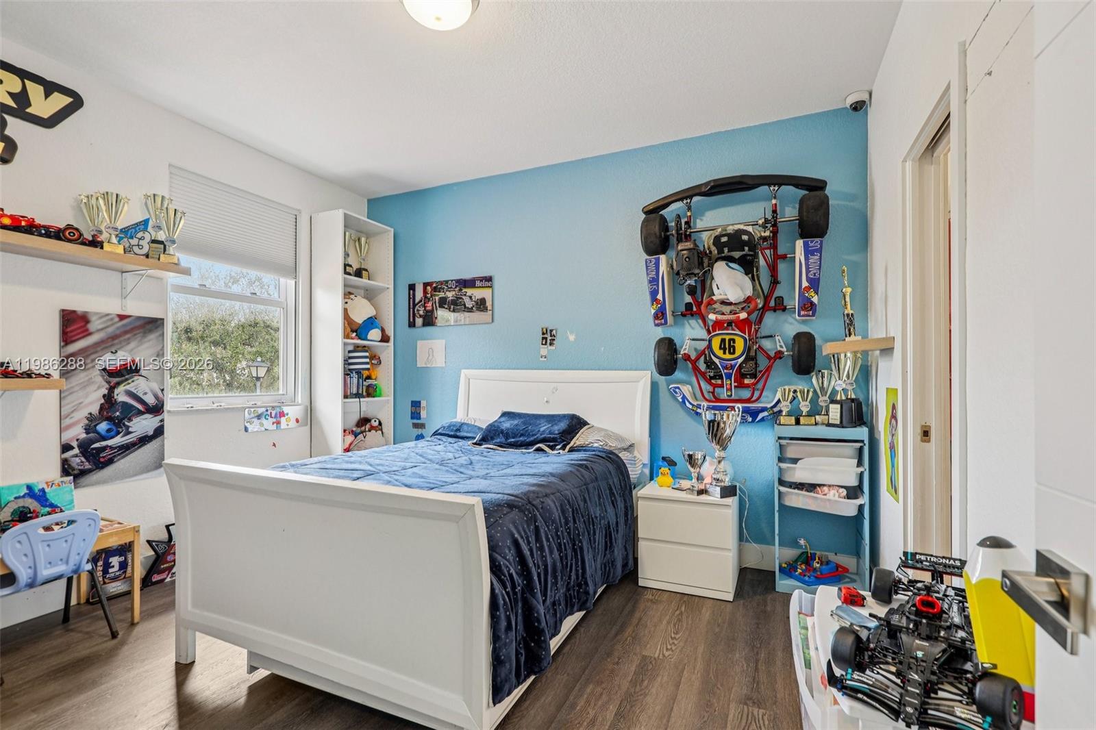 DORAL ISLES NORTH SEC ONE - Residential