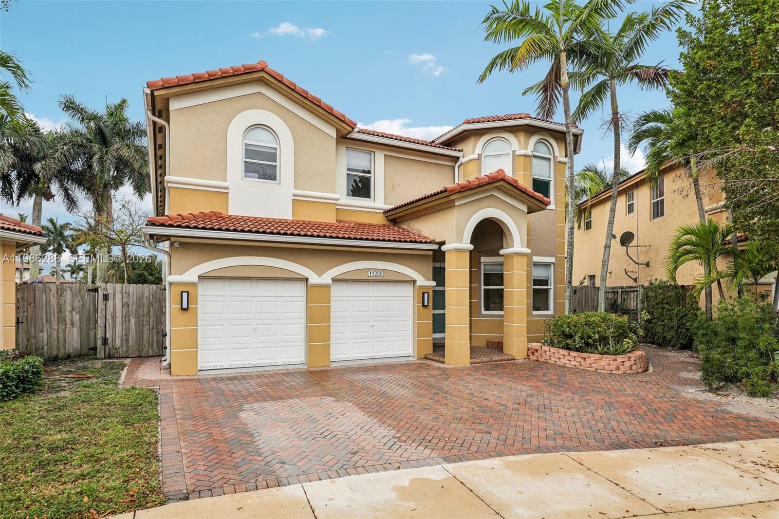 DORAL ISLES NORTH SEC ONE - Residential