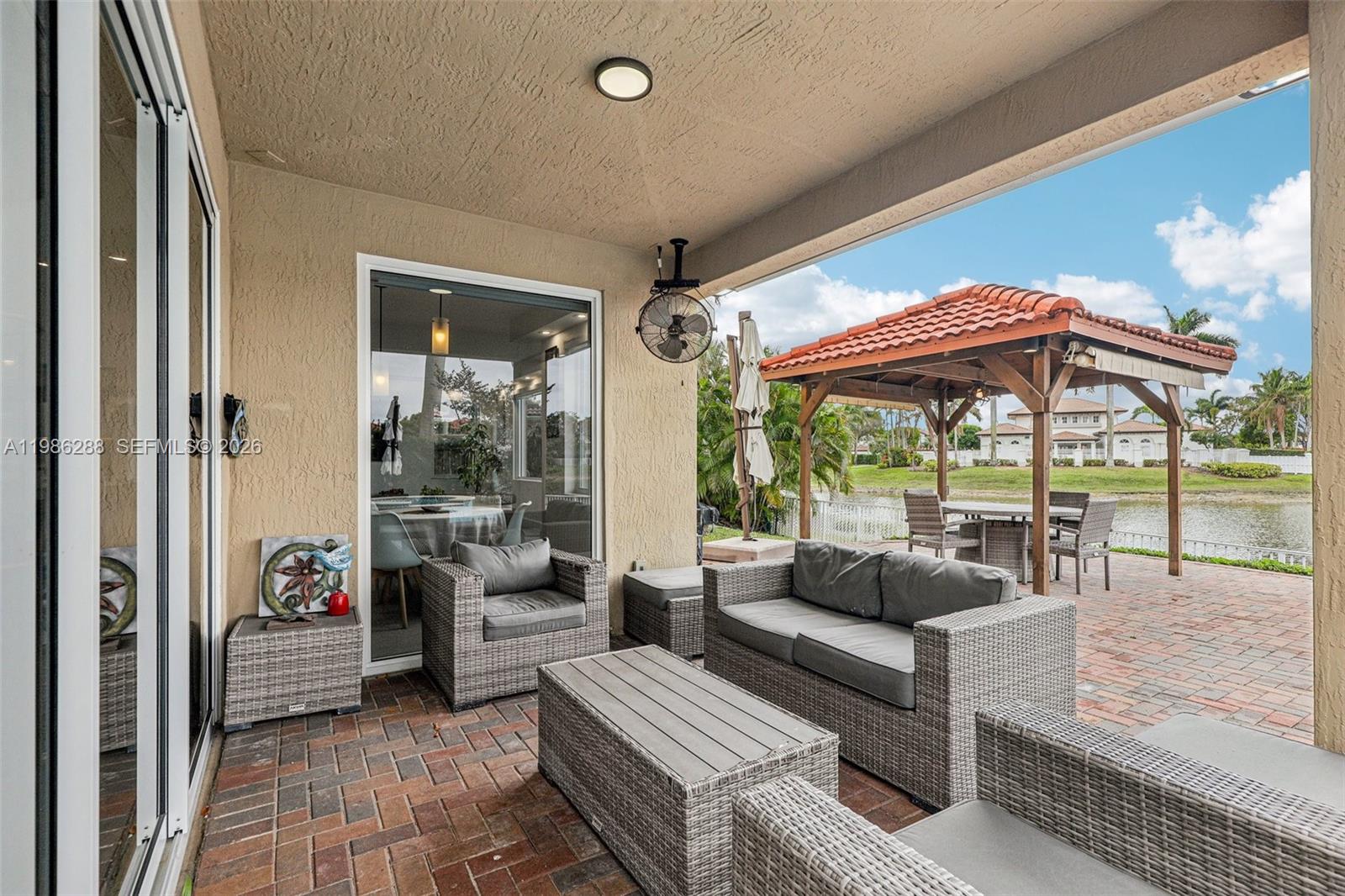 DORAL ISLES NORTH SEC ONE - Residential