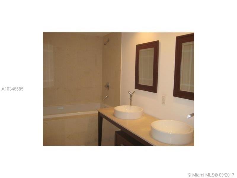 ICON BRICKELL CONDO NO 3 - Residential Lease