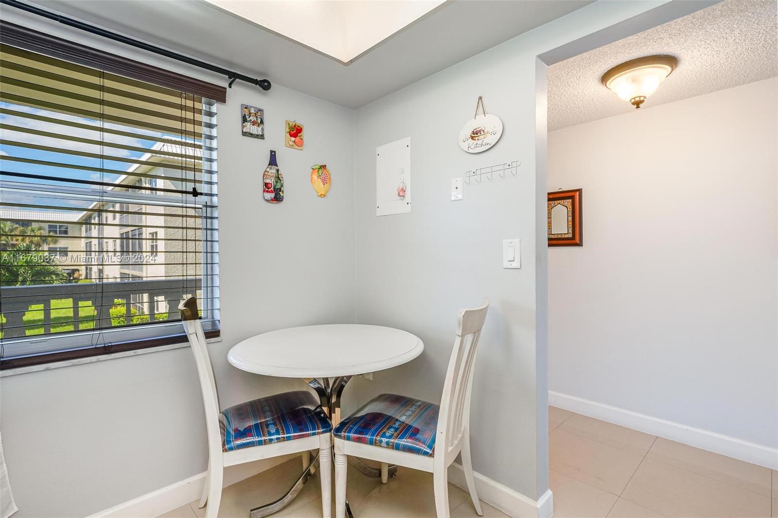 SANDALFOOT SOUTH THREE CO - Residential Lease