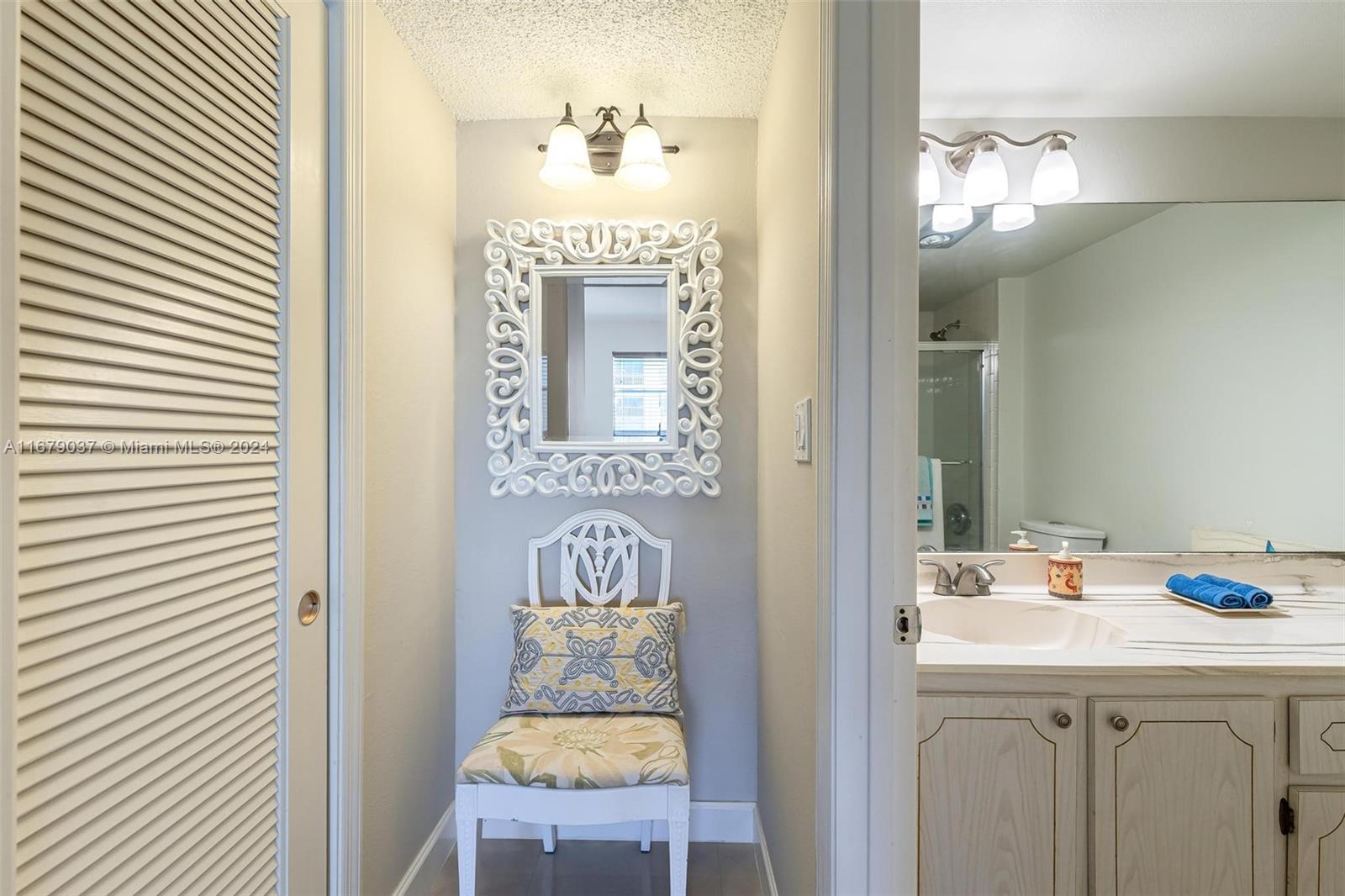 SANDALFOOT SOUTH THREE CO - Residential Lease
