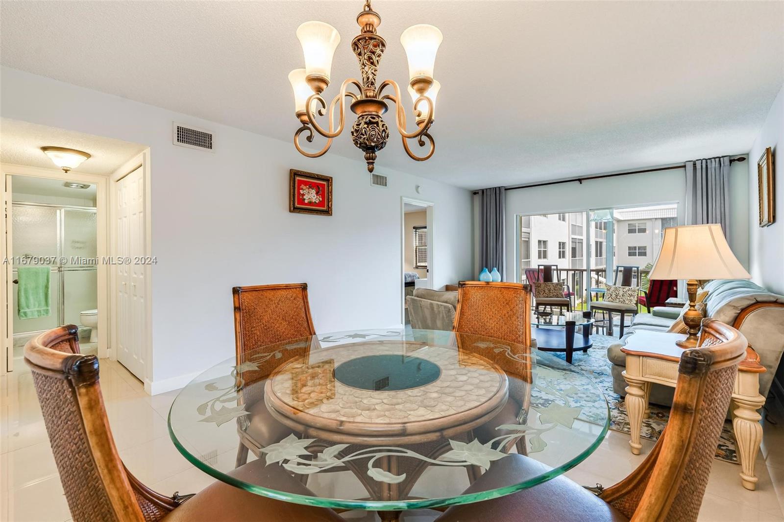 SANDALFOOT SOUTH THREE CO - Residential Lease