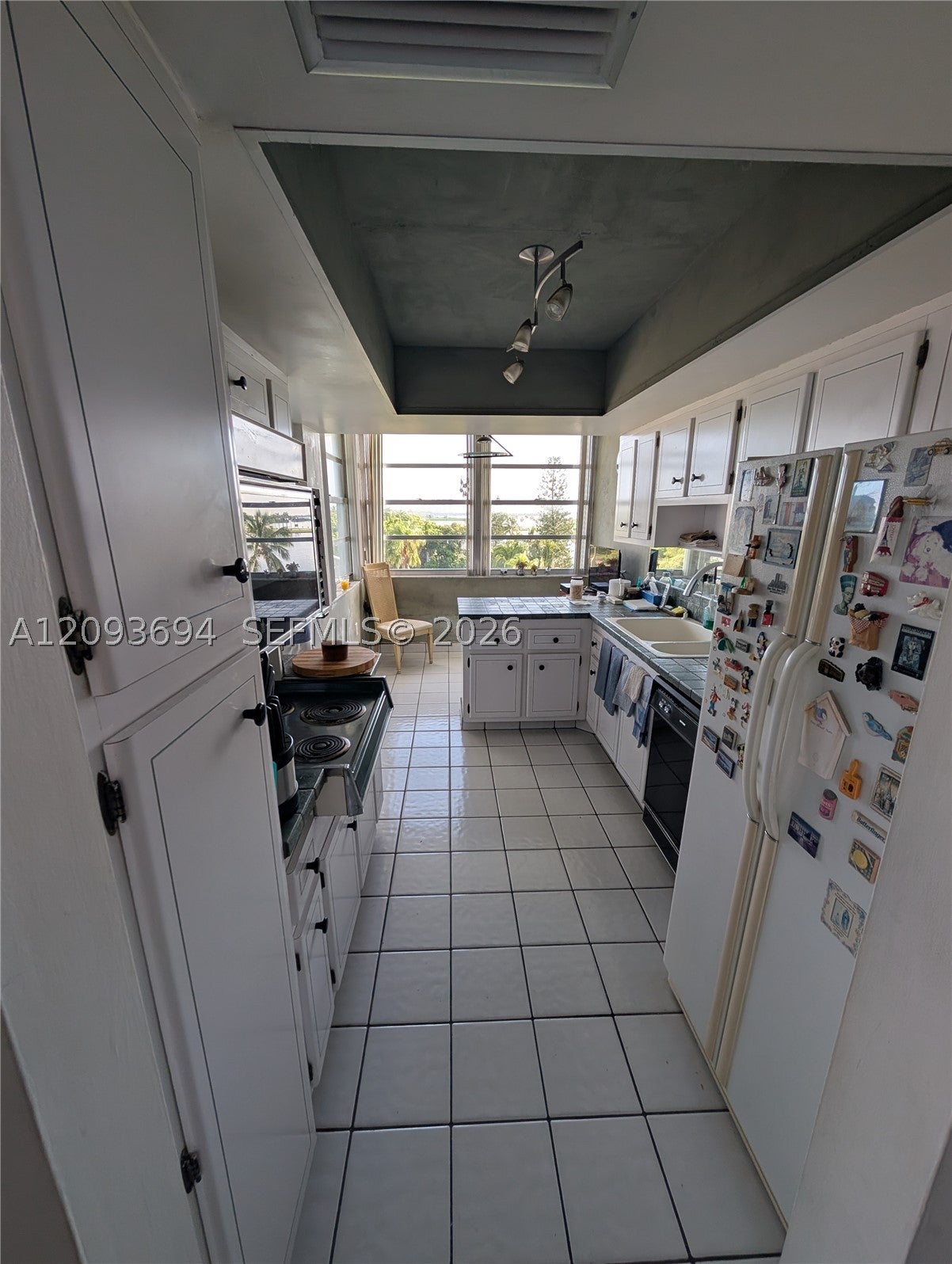 11930 N Bayshore Dr 502