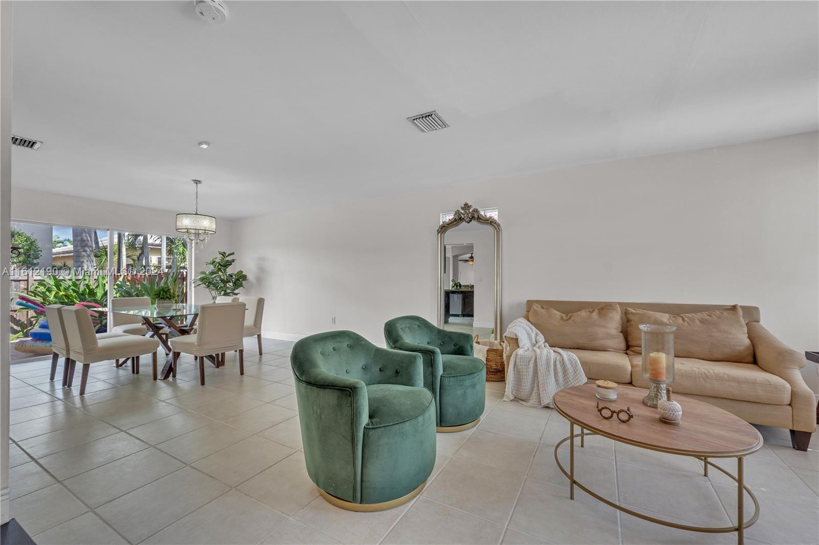 POINCIANA AT SUNSET LAKES - Residential