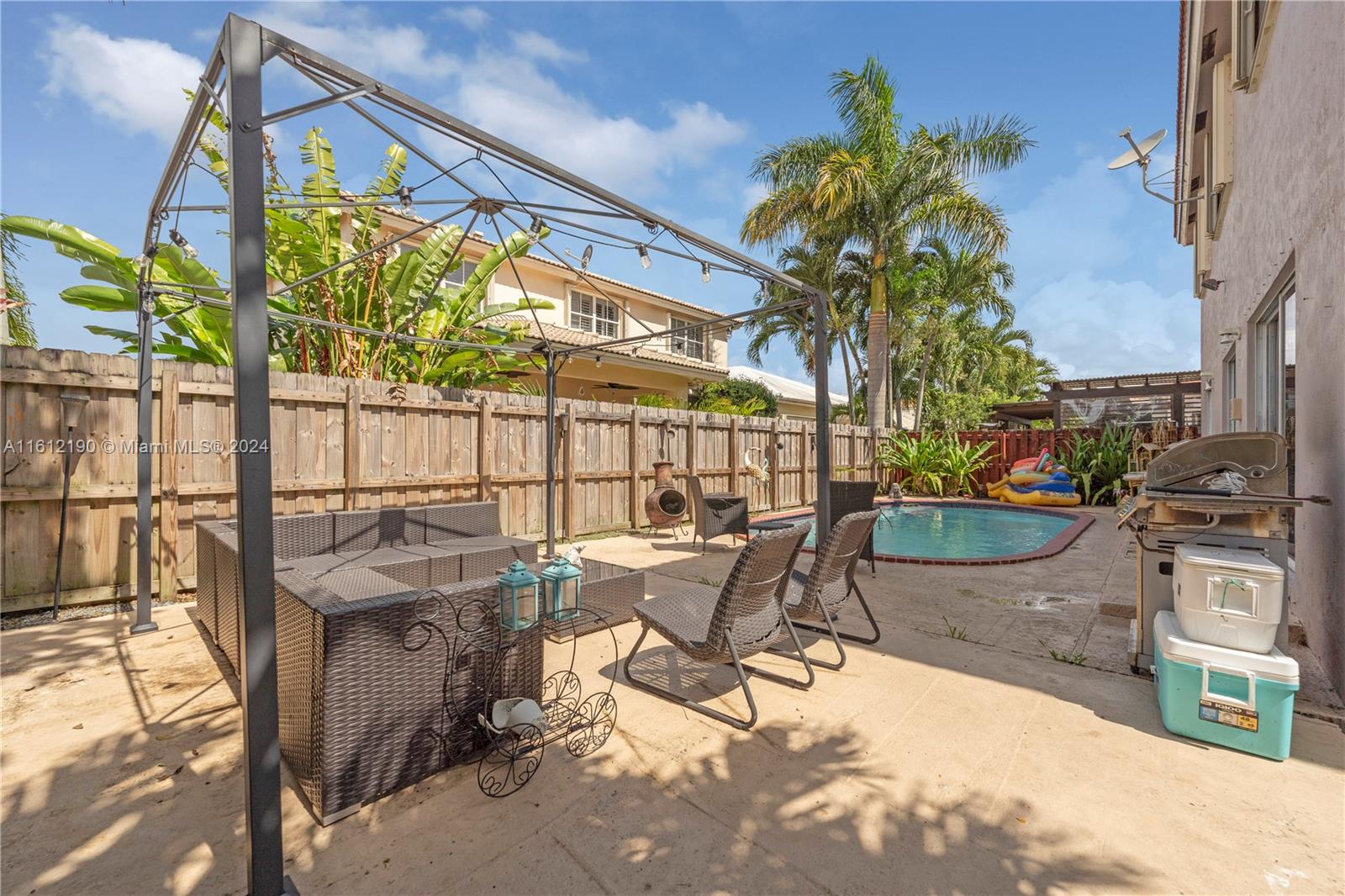 POINCIANA AT SUNSET LAKES - Residential
