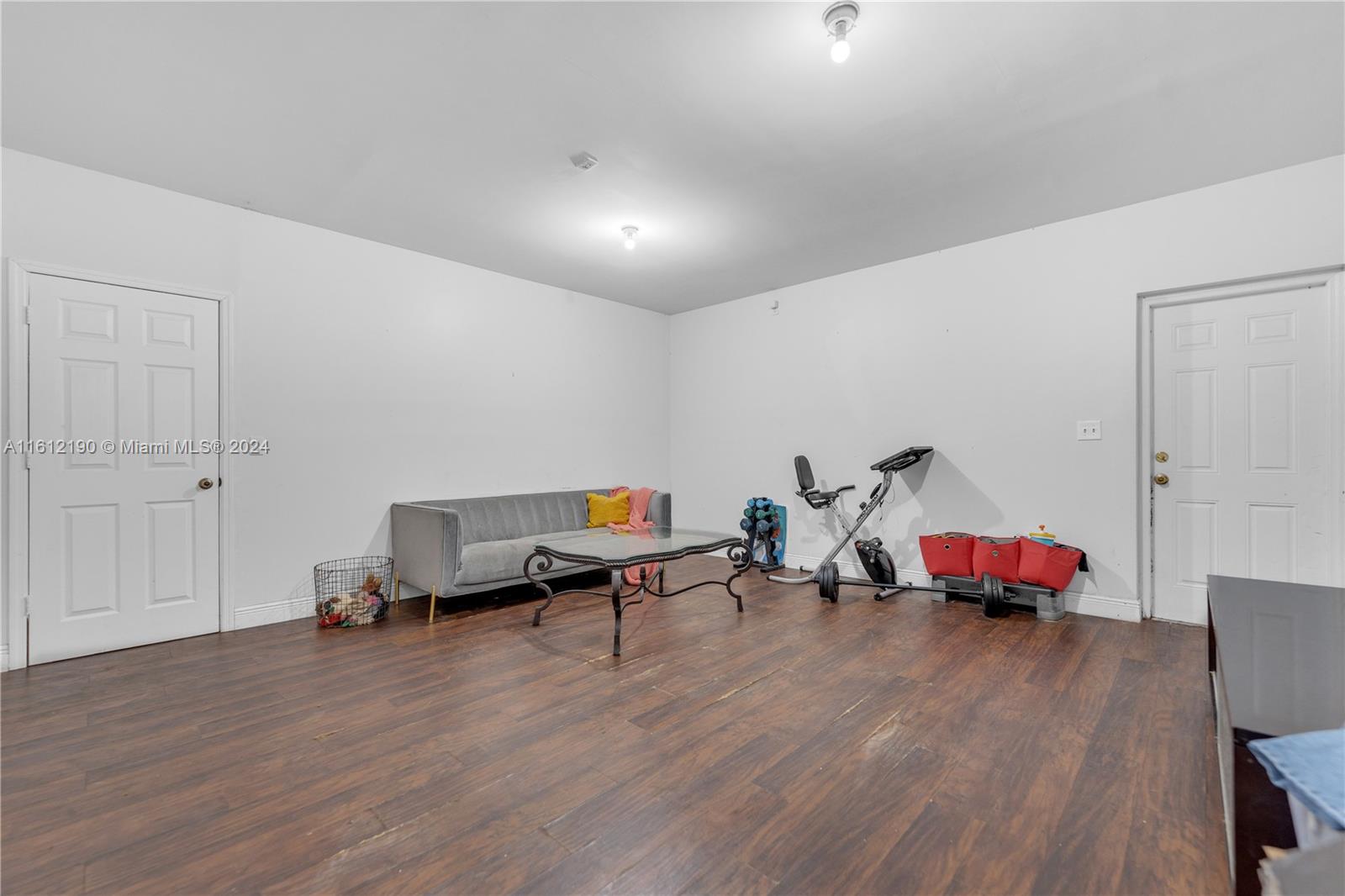 POINCIANA AT SUNSET LAKES - Residential