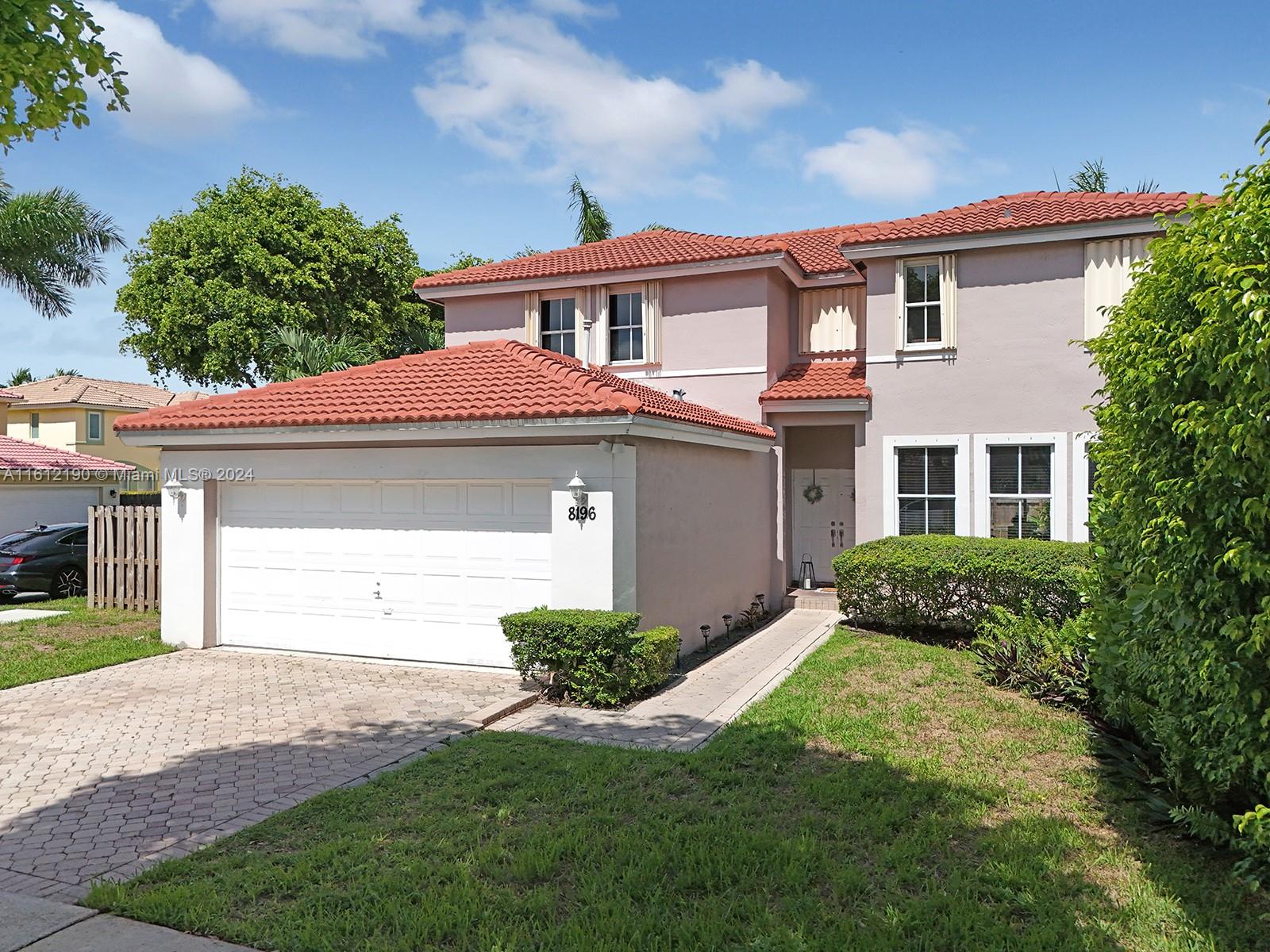 POINCIANA AT SUNSET LAKES - Residential