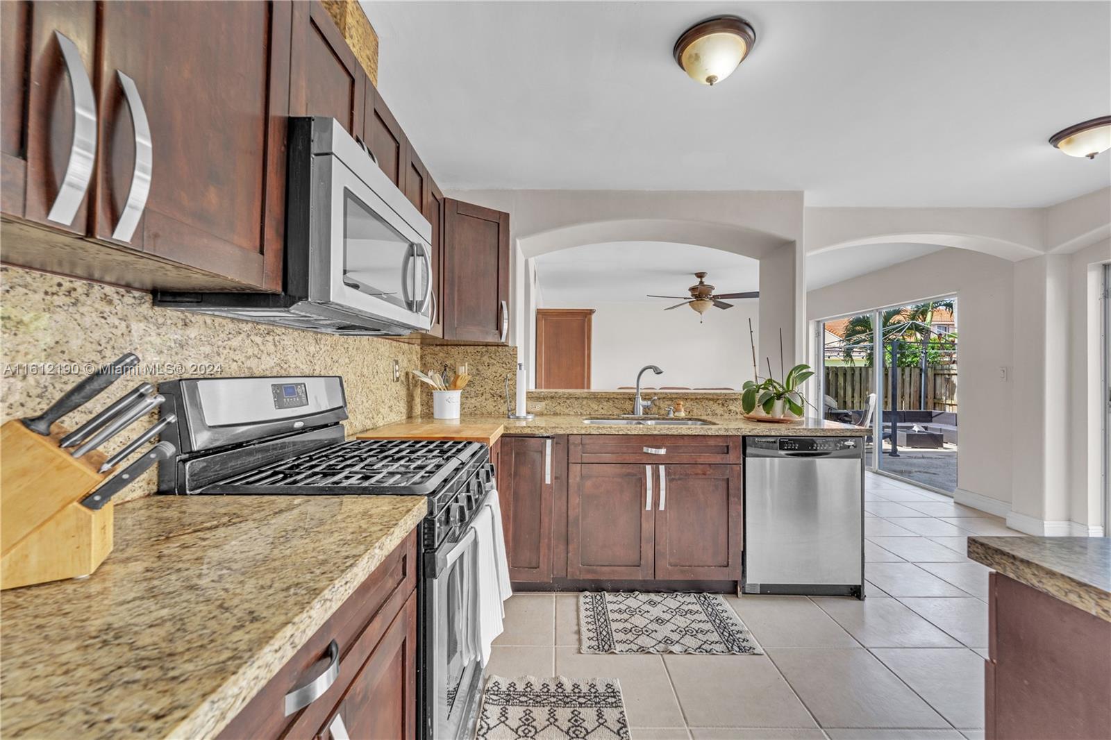 POINCIANA AT SUNSET LAKES - Residential