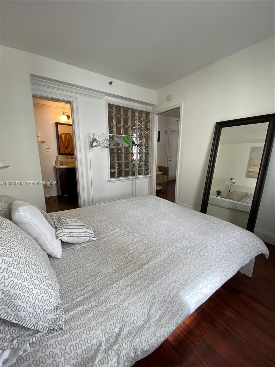 OCEAN WALK ON SOUTH BEACH - Residential