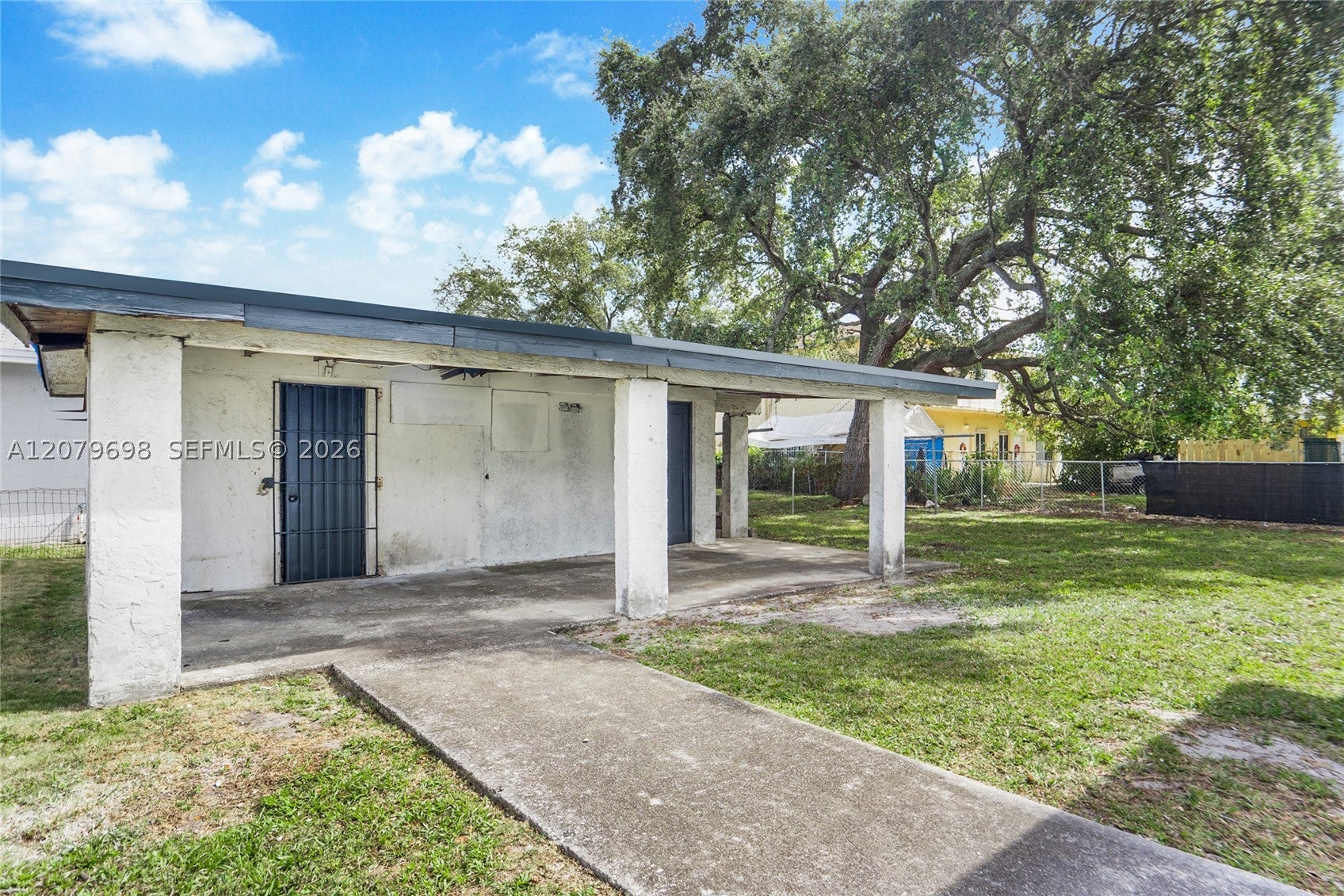 6535 NW 6th Ave