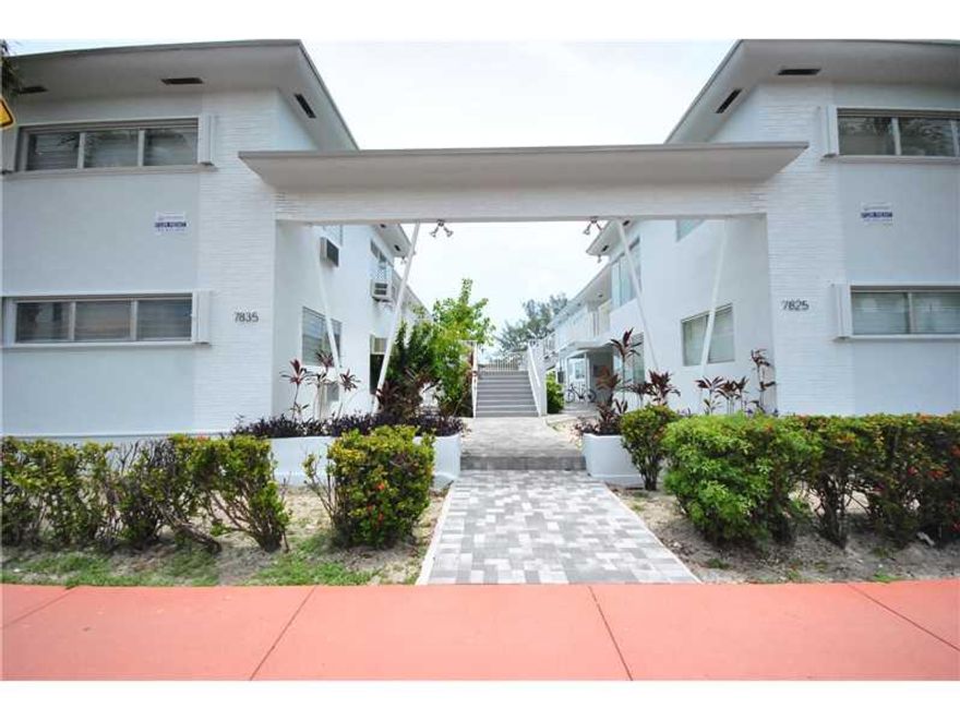 Spacious waterfront 3/2 with pool. This unit offers over sized windows allowing a large amount of natural light throughout. A private patio on the water with enclosed yard is perfect for any pet lover. Freshly painted with central air. Unit is located in  a well maintained secure building that has recently improvements such as a new coat of paint and lighting. The Building has large fenced in pool and Laundry on site. Spacious park and tot lot across the street. Pet under 40lbs with owner approval.
