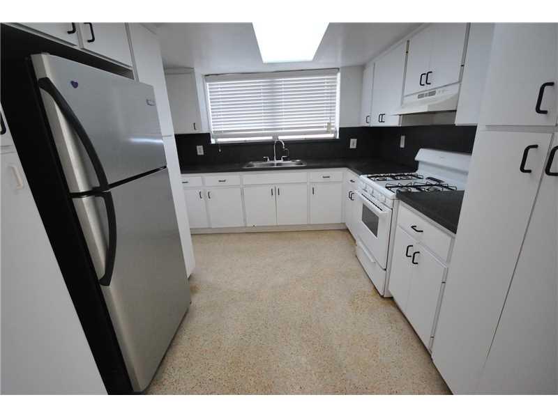 BISCAYNE BEACH SUB - Residential Lease