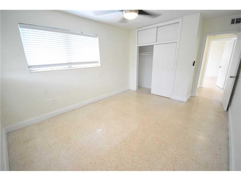 BISCAYNE BEACH SUB - Residential Lease