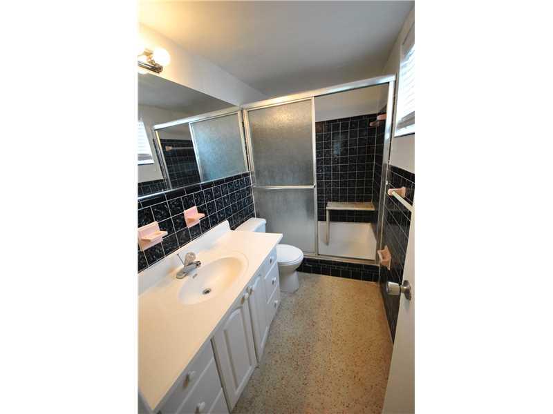 BISCAYNE BEACH SUB - Residential Lease