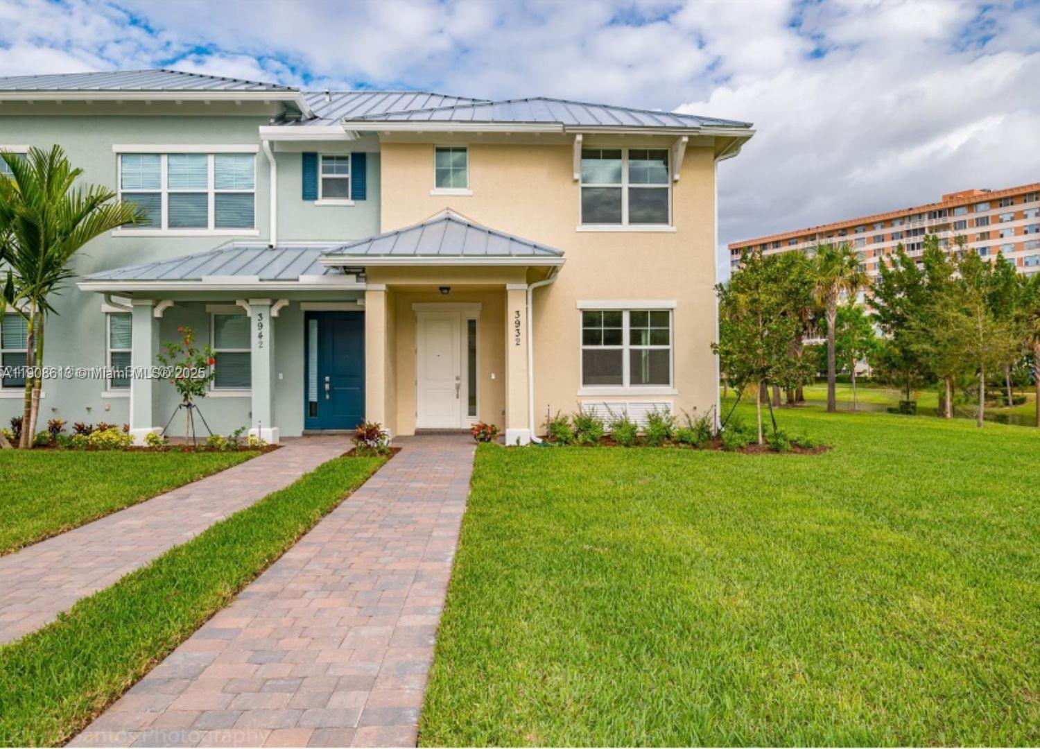 HILLCREST COUNTRY CLUB NO - Residential Lease