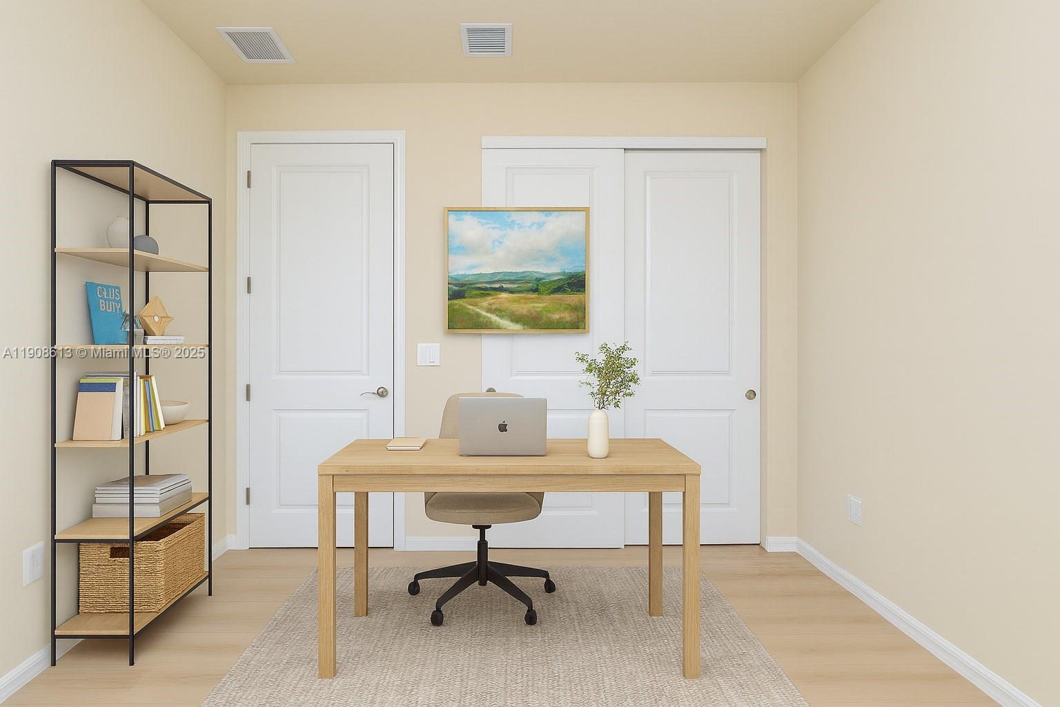 HILLCREST COUNTRY CLUB NO - Residential Lease