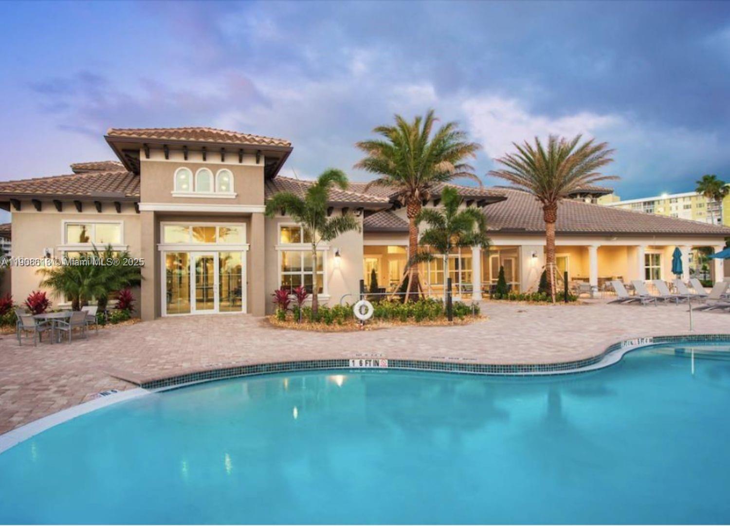 HILLCREST COUNTRY CLUB NO - Residential Lease