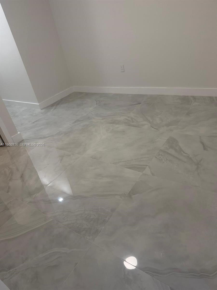 SUNSET WEST SEC 2 - Residential Lease