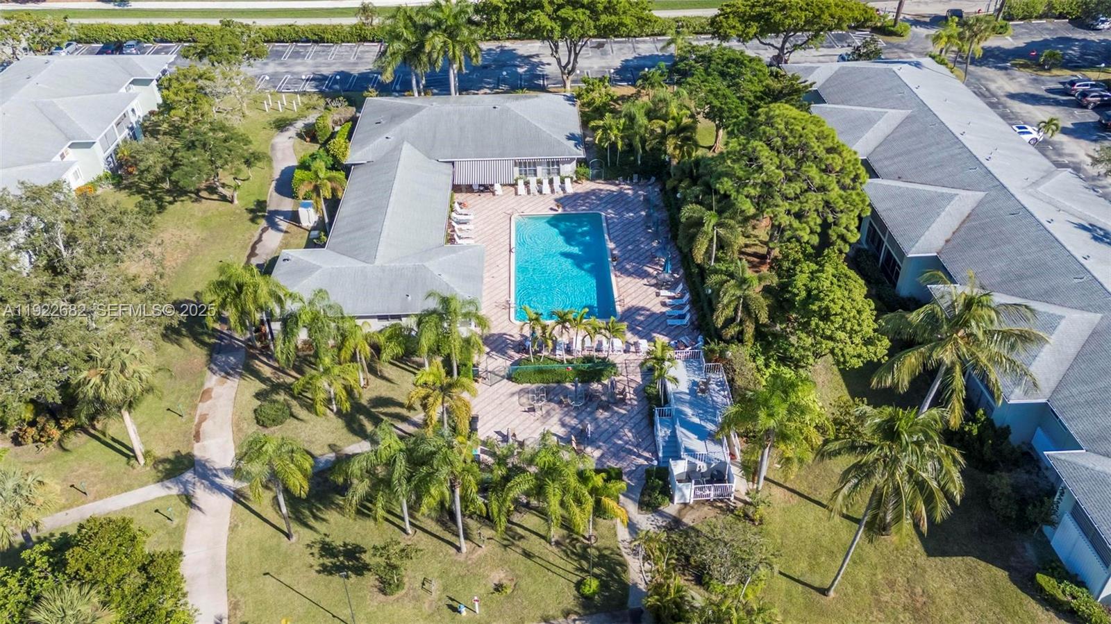 SABAL PINE CONDO - Residential