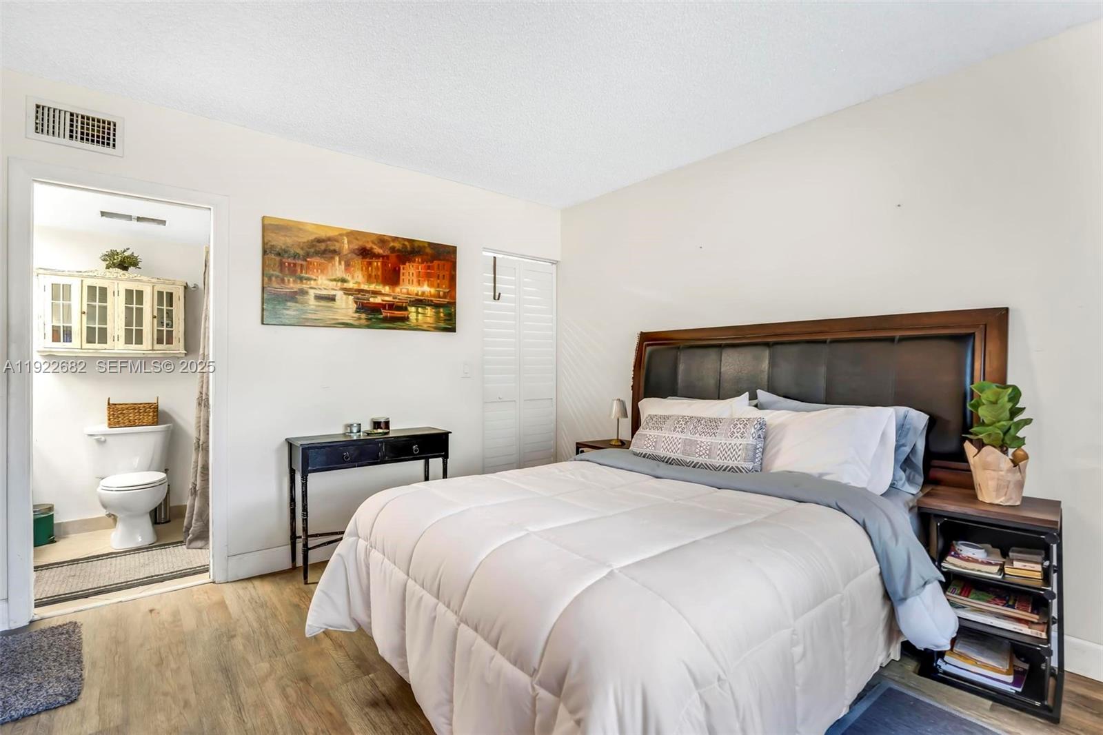 SABAL PINE CONDO - Residential