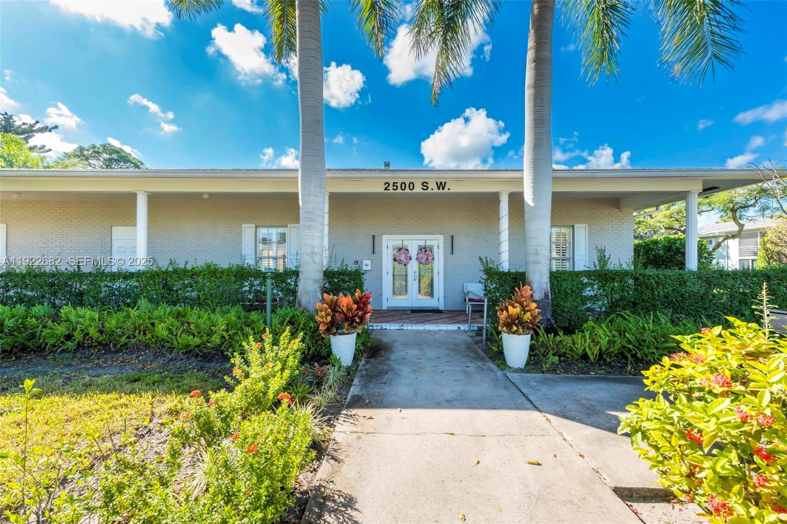 SABAL PINE CONDO - Residential