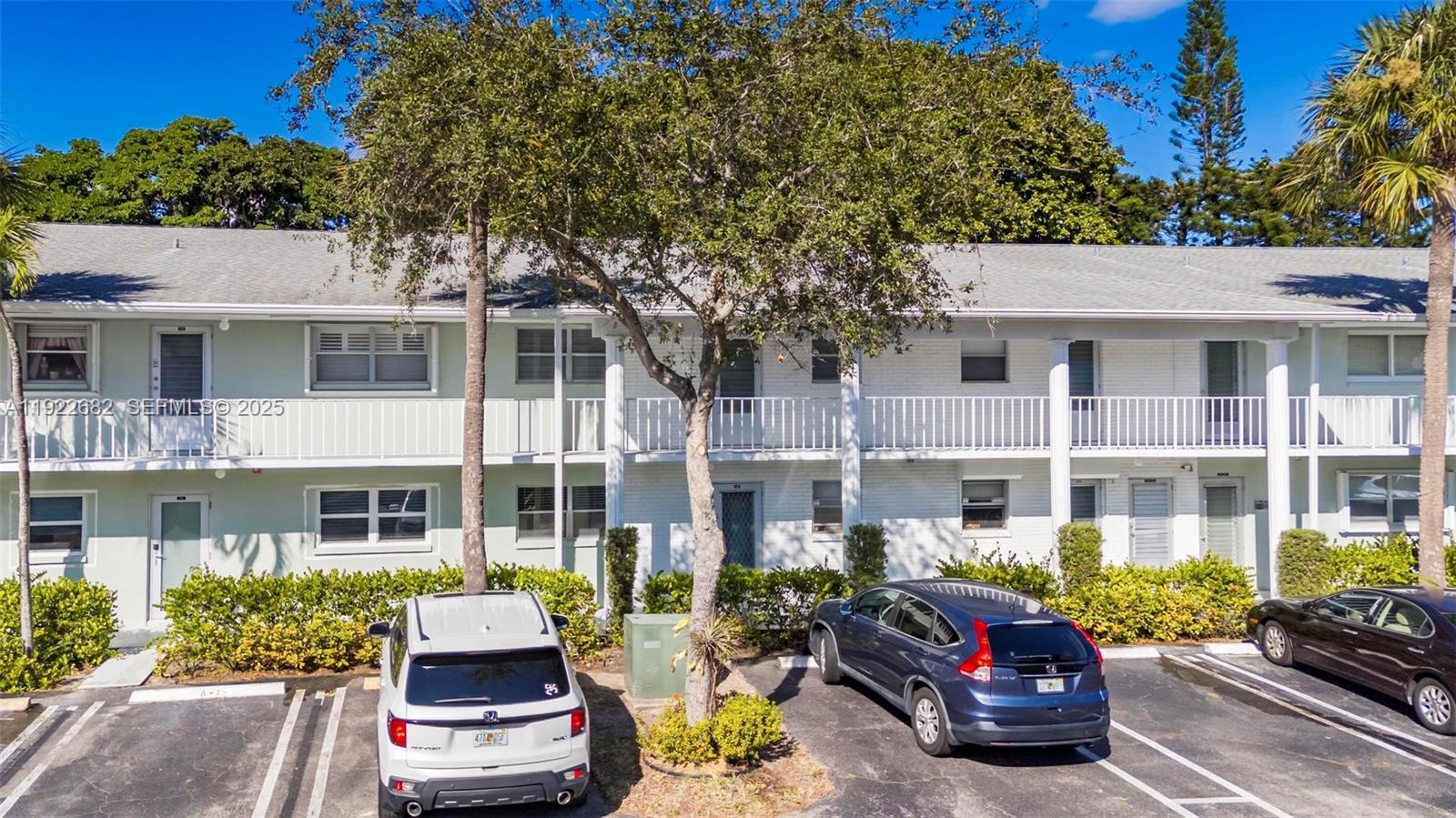 SABAL PINE CONDO - Residential