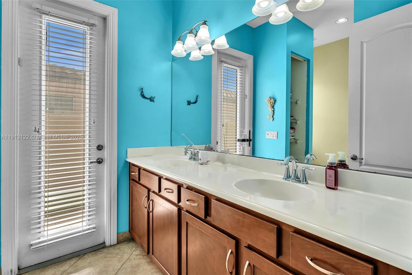 TARALYNE - Residential